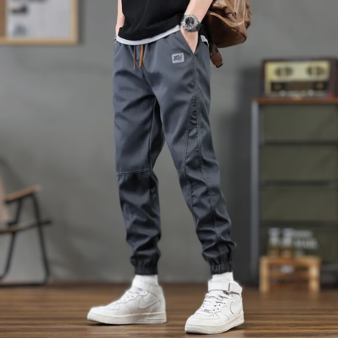 Maxwell Relax Fit Joggers