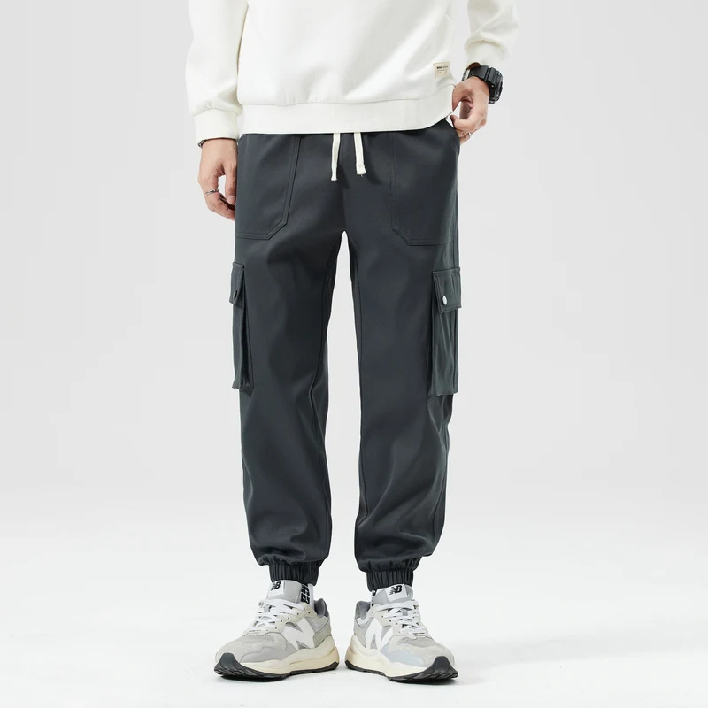 Relaxed Fit Cargos