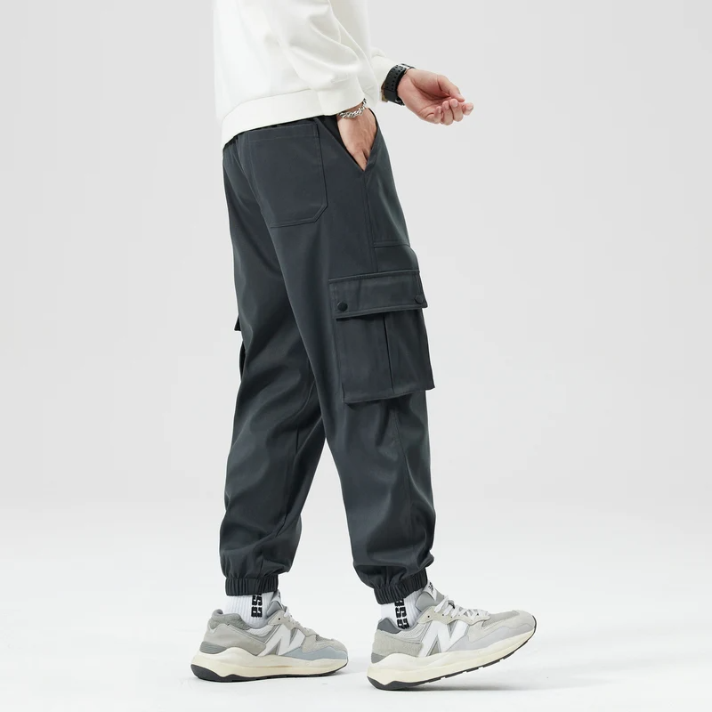 Relaxed Fit Cargos